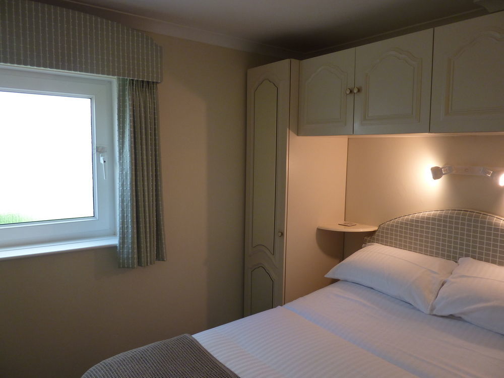 Fernleigh Guest House Линтон Экстерьер фото